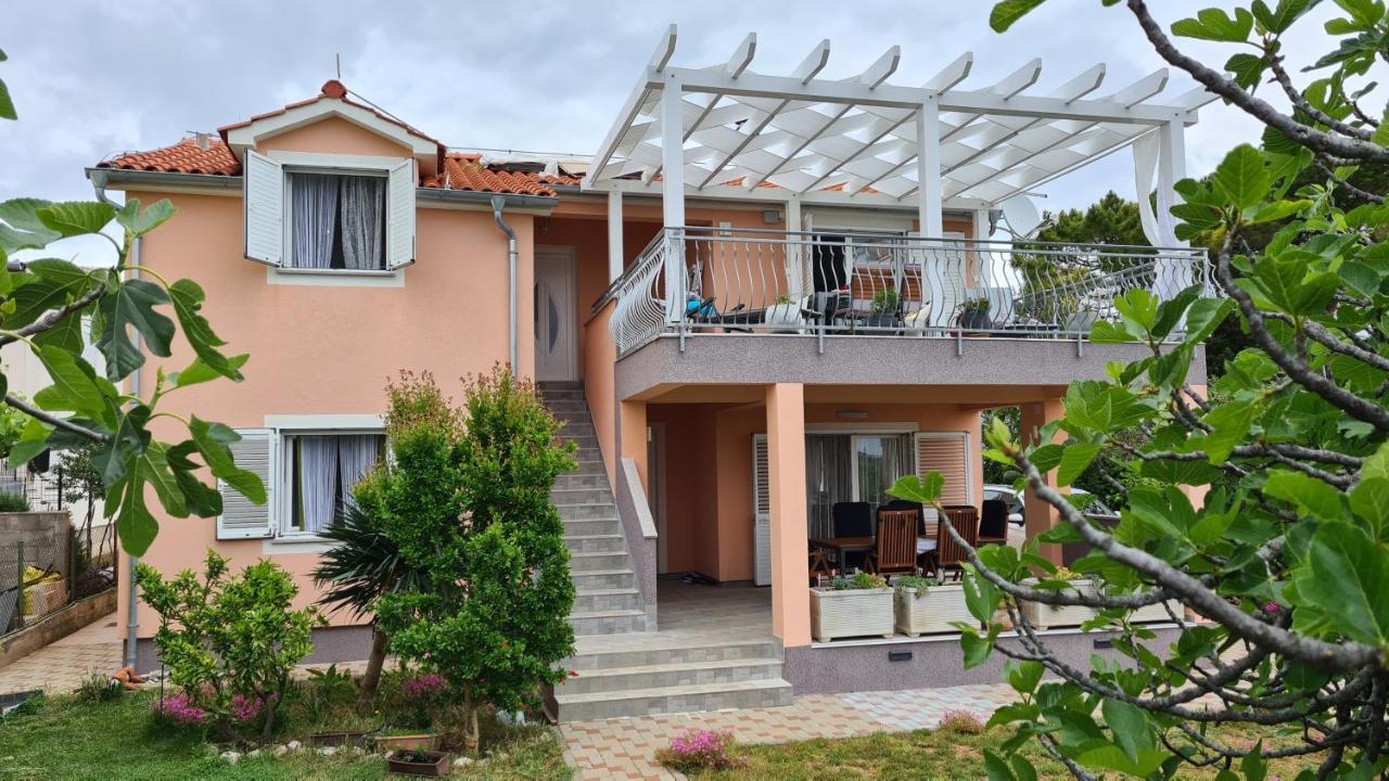 Apartmani Villa Lilliana Tribalj Exterior foto